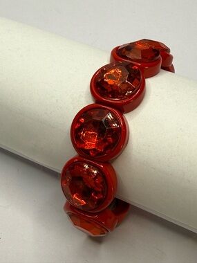 Red Crystal Stretch Bracelet-Plunder